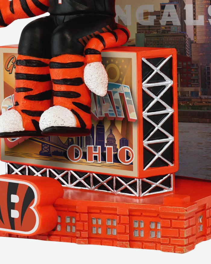 Who Dey Cincinnati Bengals Greetings From Mascot Bobblehead FOCO - FOCO.com