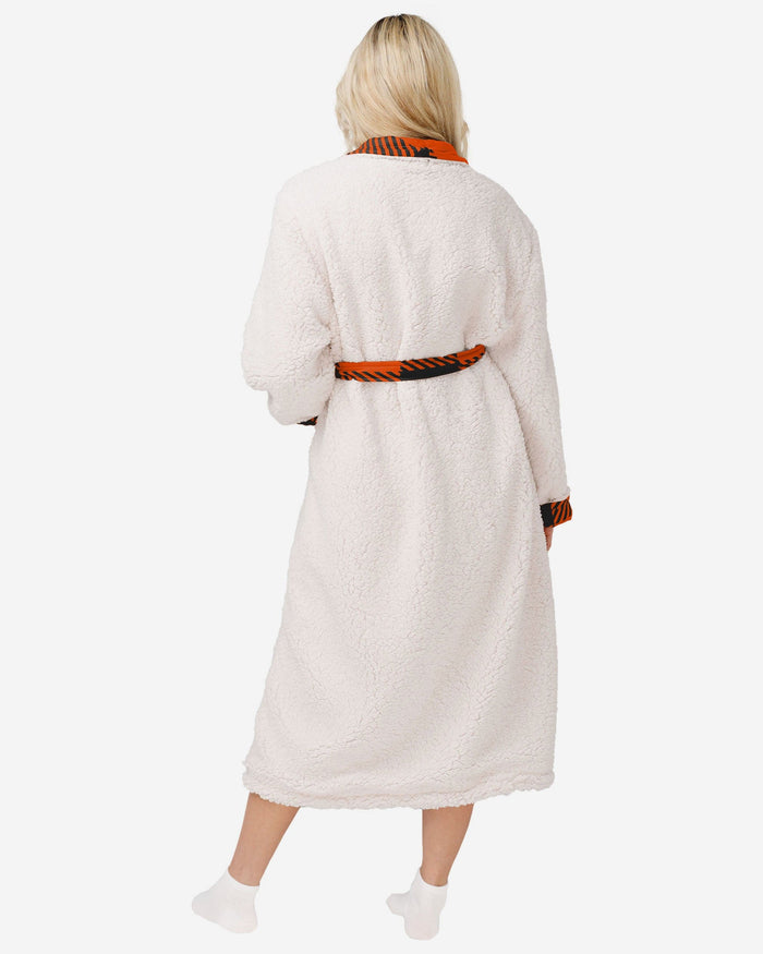 Cincinnati Bengals Lounge Life Reversible Robe FOCO - FOCO.com