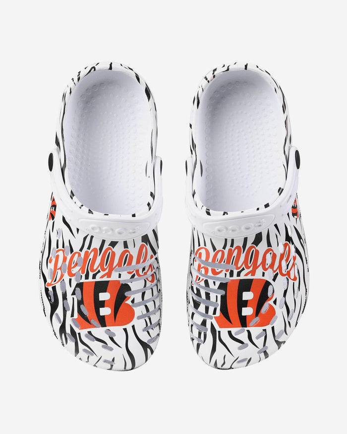 Cincinnati Bengals Womens White Stripe Clog With Strap FOCO - FOCO.com