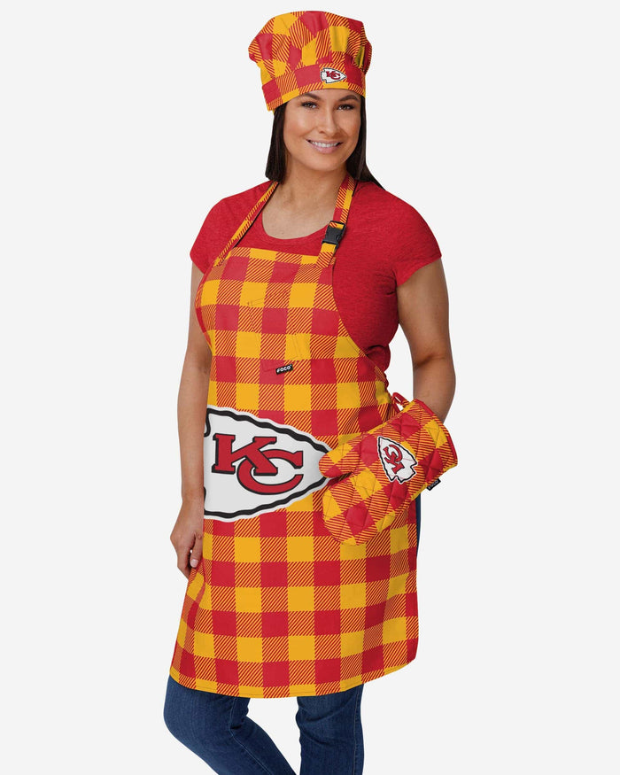 Kansas City Chiefs Plaid Apron FOCO - FOCO.com