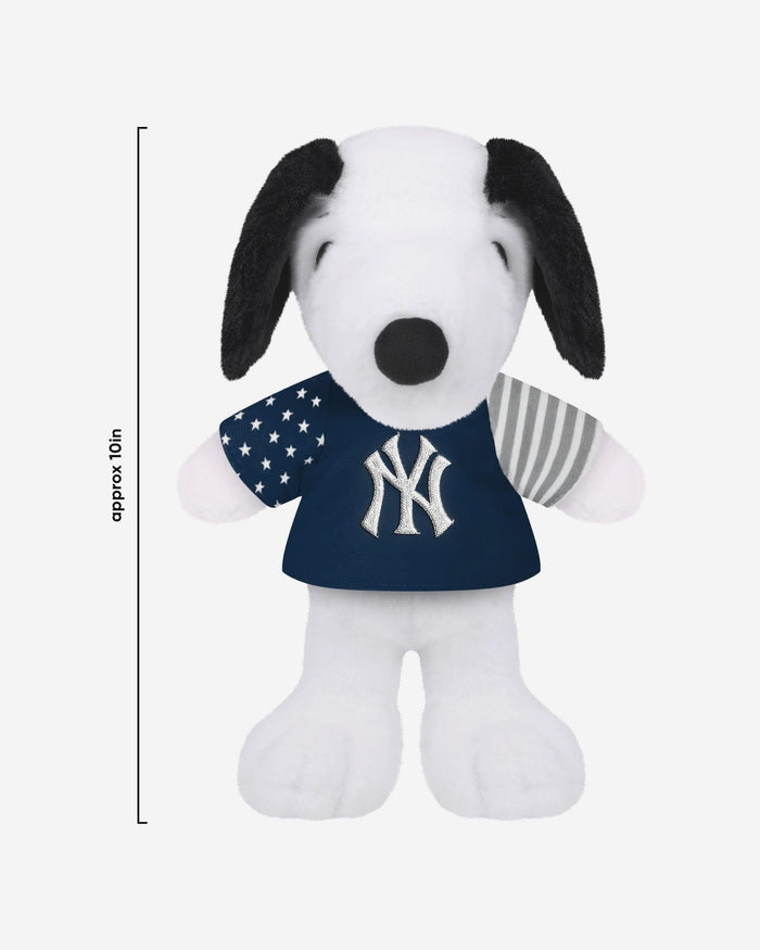 New York Yankees USA Flag Snoopy Peanuts Team Jersey Plush FOCO - FOCO.com