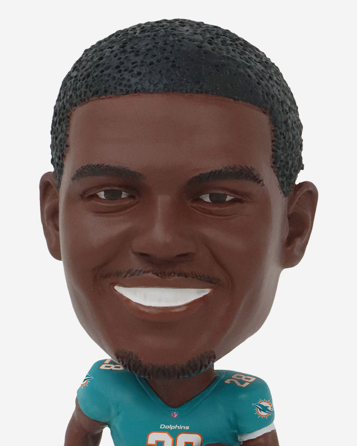 Devon Achane Miami Dolphins Field Stripe Mini Bighead Bobblehead FOCO - FOCO.com