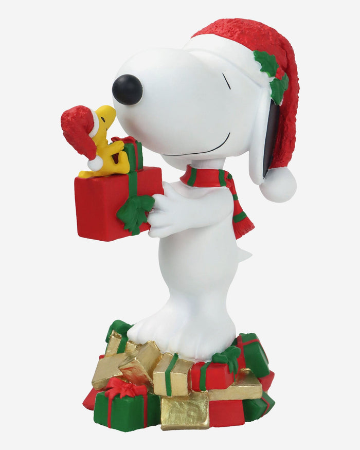 Snoopy & Woodstock Peanuts Christmas Presents Bobblehead FOCO - FOCO.com