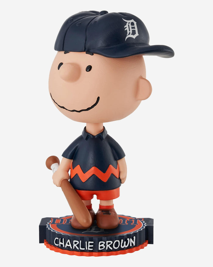 Peanuts Charlie Brown And Snoopy Playing Baseball Detroit Tigers T