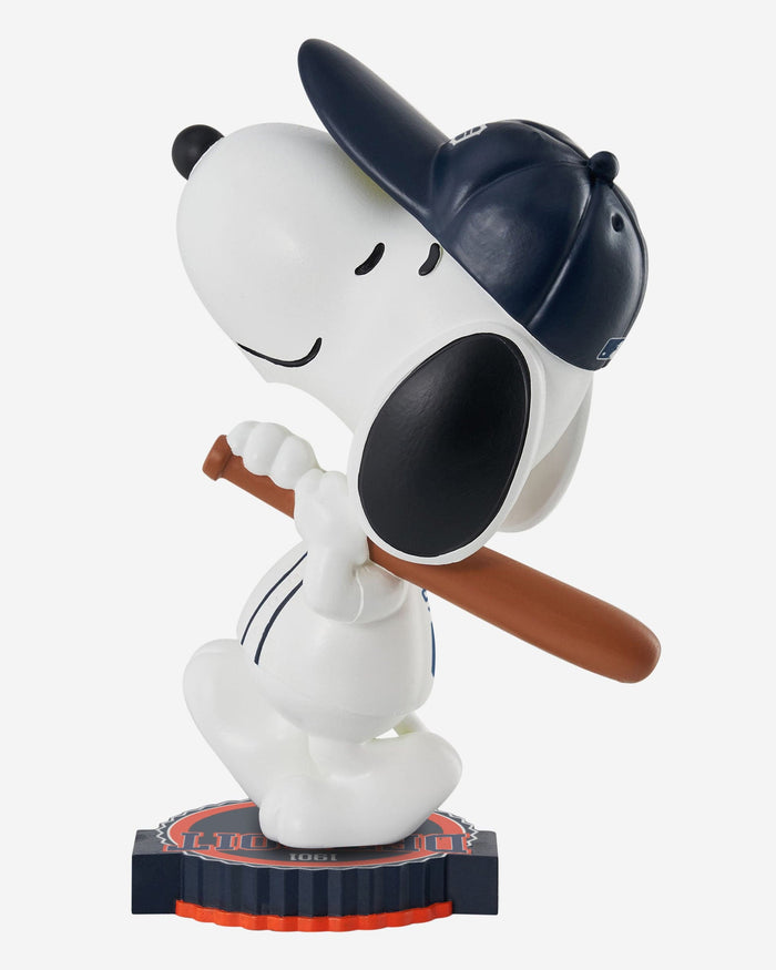 Detroit Tigers Snoopy Peanuts Bighead Bobblehead FOCO - FOCO.com