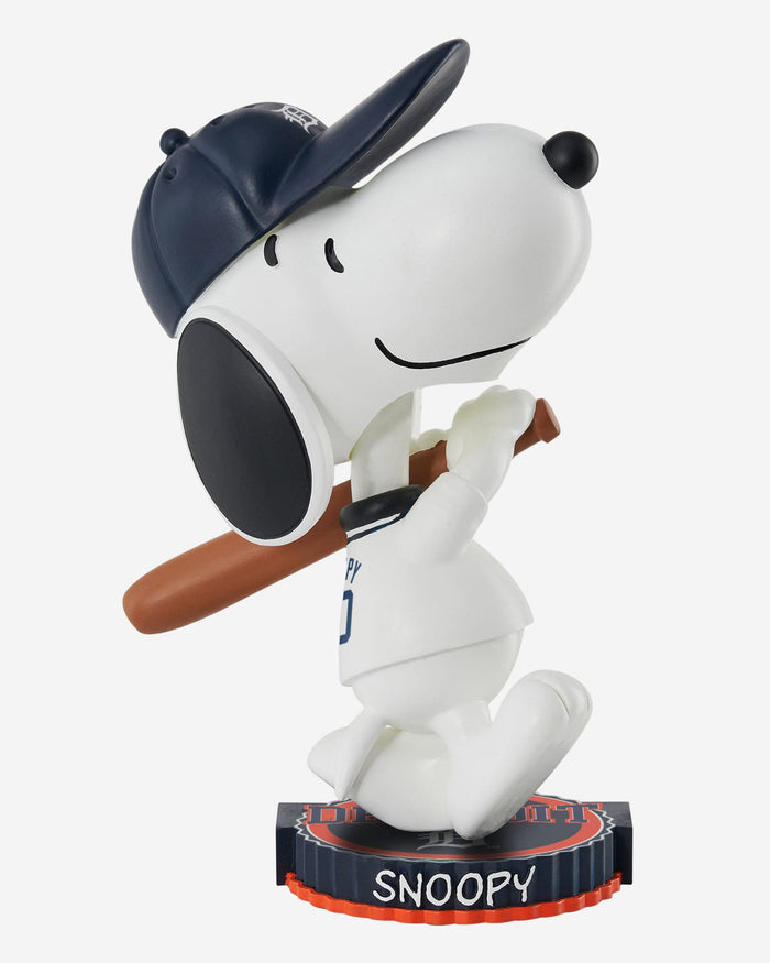 Detroit Tigers Snoopy Peanuts Bighead Bobblehead FOCO - FOCO.com