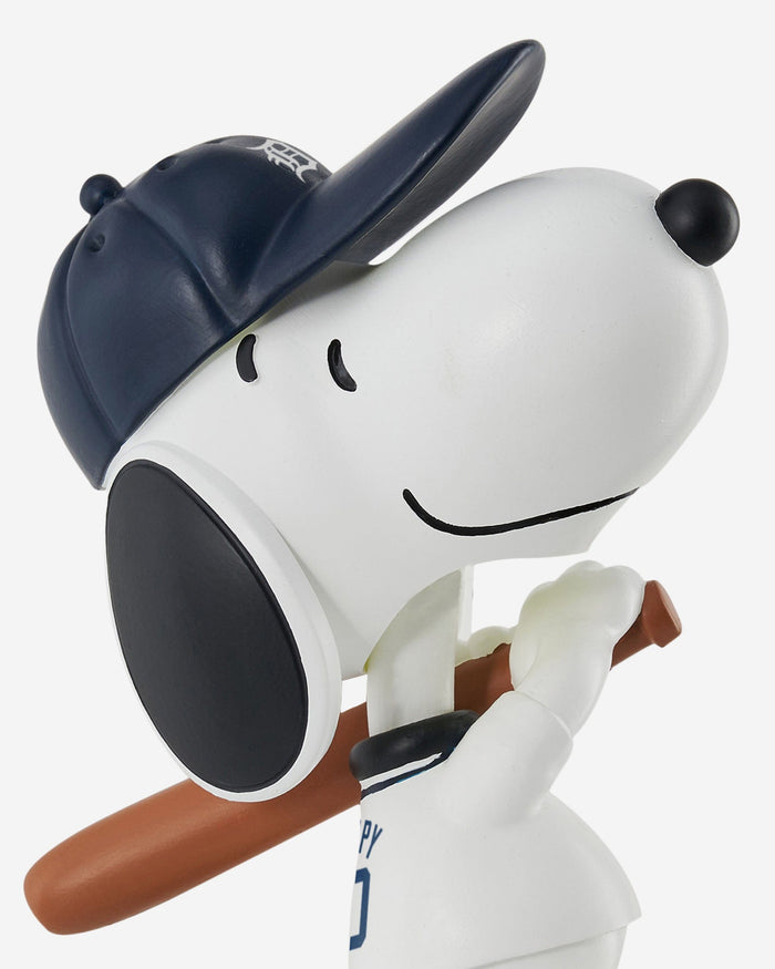 Detroit Tigers Snoopy Peanuts Bighead Bobblehead FOCO - FOCO.com