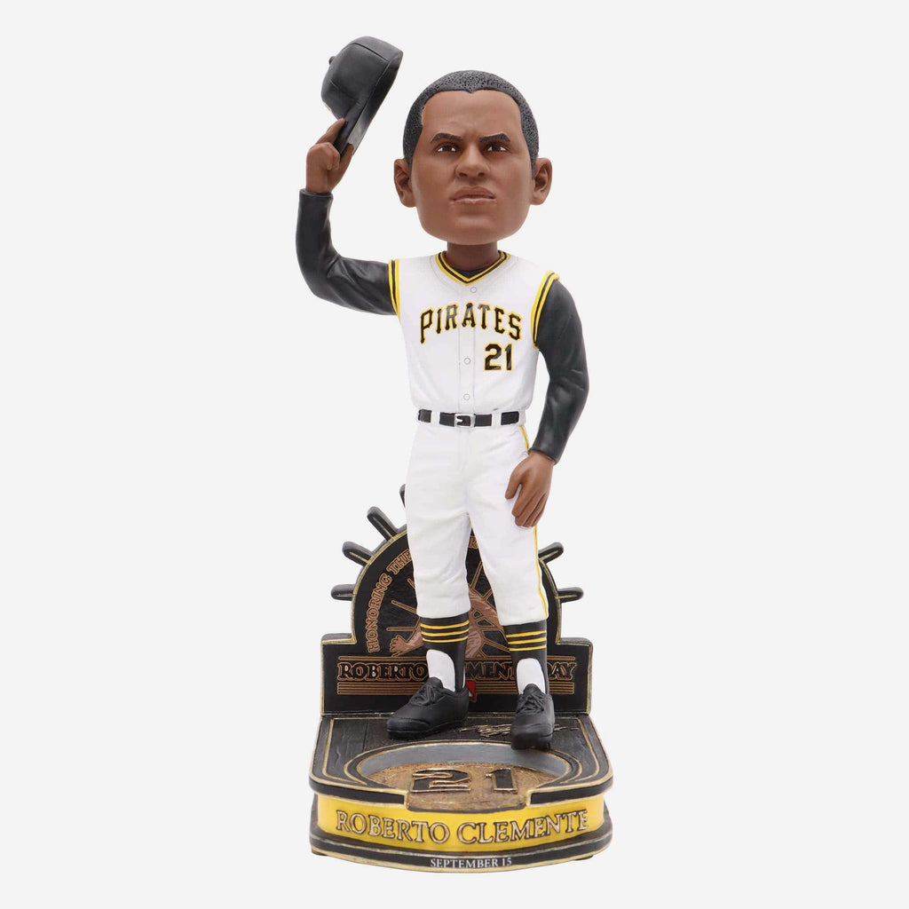 Roberto Clemente Pittsburgh Pirates 2023 Roberto Clemente Day Bobblehead FOCO - FOCO.com