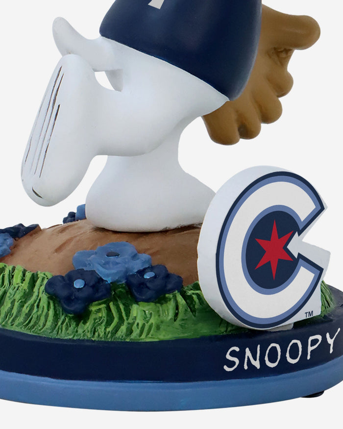 Chicago Cubs Snoopy Peanuts City Connect Bobblehead FOCO - FOCO.com