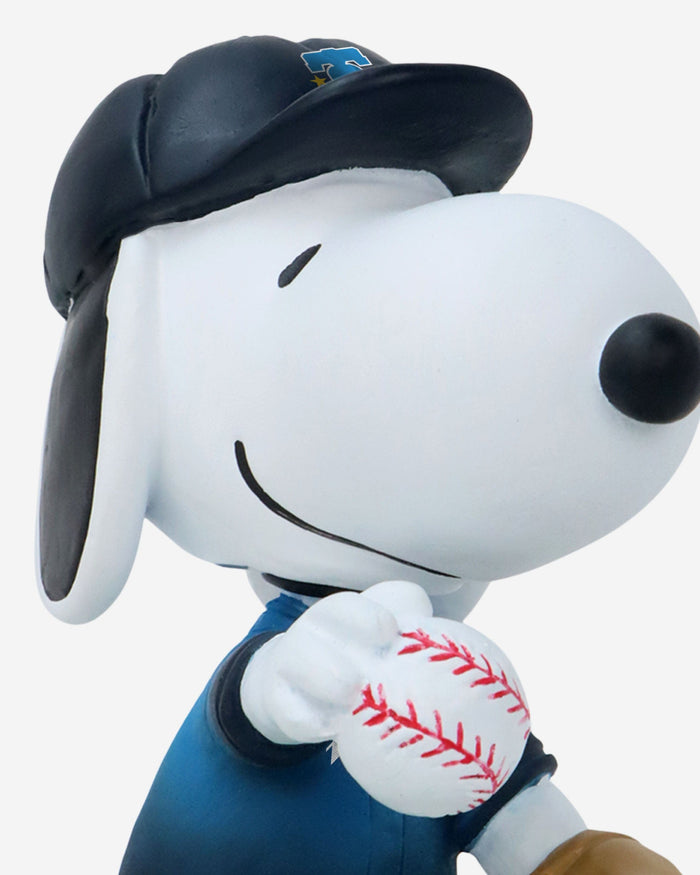 Philadelphia Phillies Snoopy Peanuts City Connect Bobblehead FOCO - FOCO.com