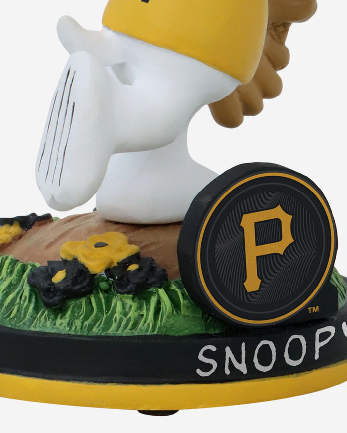 Pittsburgh Pirates Snoopy Peanuts City Connect Bobblehead FOCO - FOCO.com