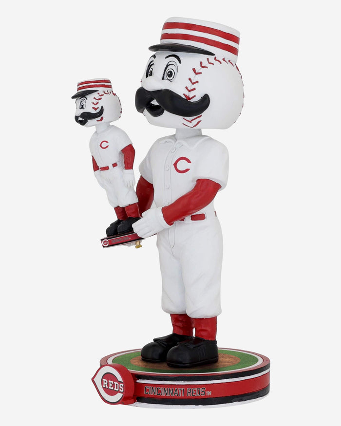 Mr Redlegs Cincinnati Reds Bobble Dubblz Mascot Bobblehead FOCO - FOCO.com