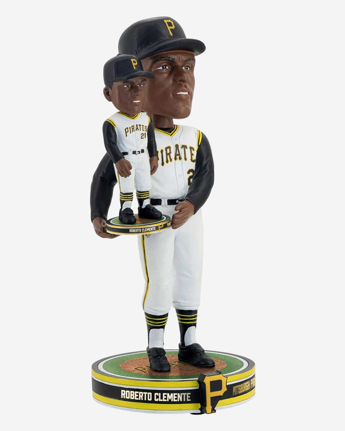 Roberto Clemente Pittsburgh Pirates Bobble Dubblz Bobblehead FOCO - FOCO.com