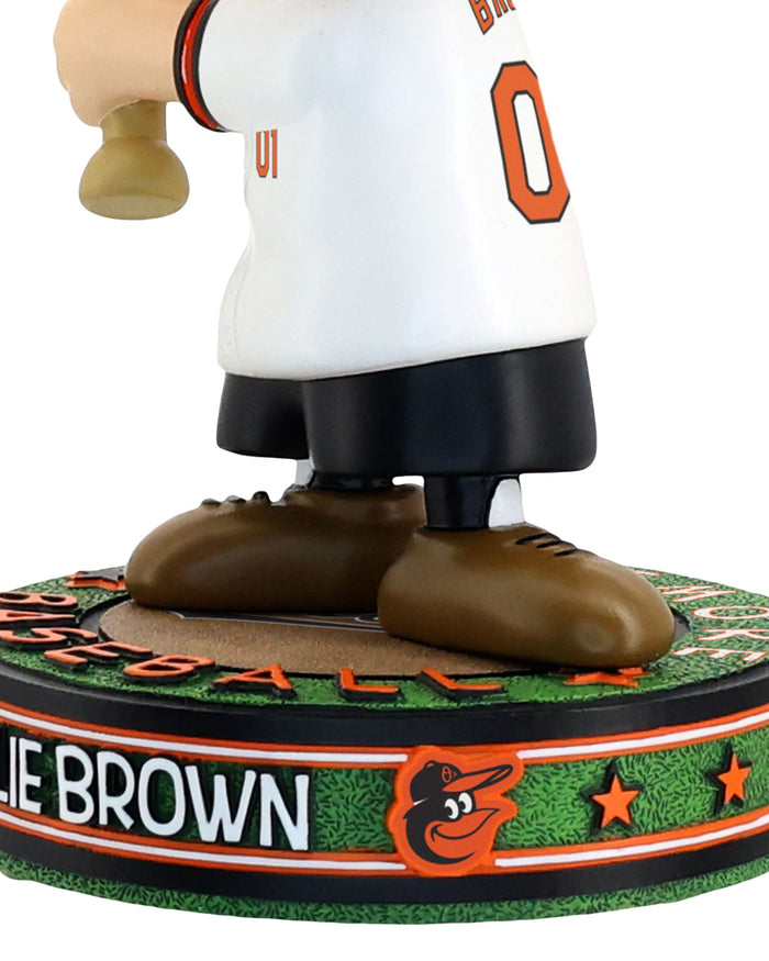 Baltimore Orioles Charlie Brown Peanuts Batting Bighead Bobblehead