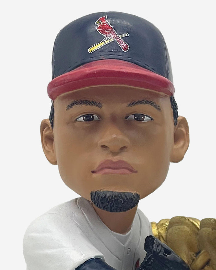 Masyn Winn St Louis Cardinals 2025 Gold Glove Bobblehead FOCO - FOCO.com