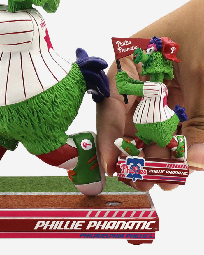 Phillie Phanatic Philadelphia Phillies Mascot Magnetized Bobble Dubblz Bobblehead FOCO - FOCO.com