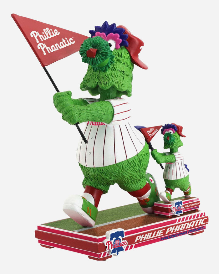 Phillie Phanatic Philadelphia Phillies Mascot Magnetized Bobble Dubblz Bobblehead FOCO - FOCO.com