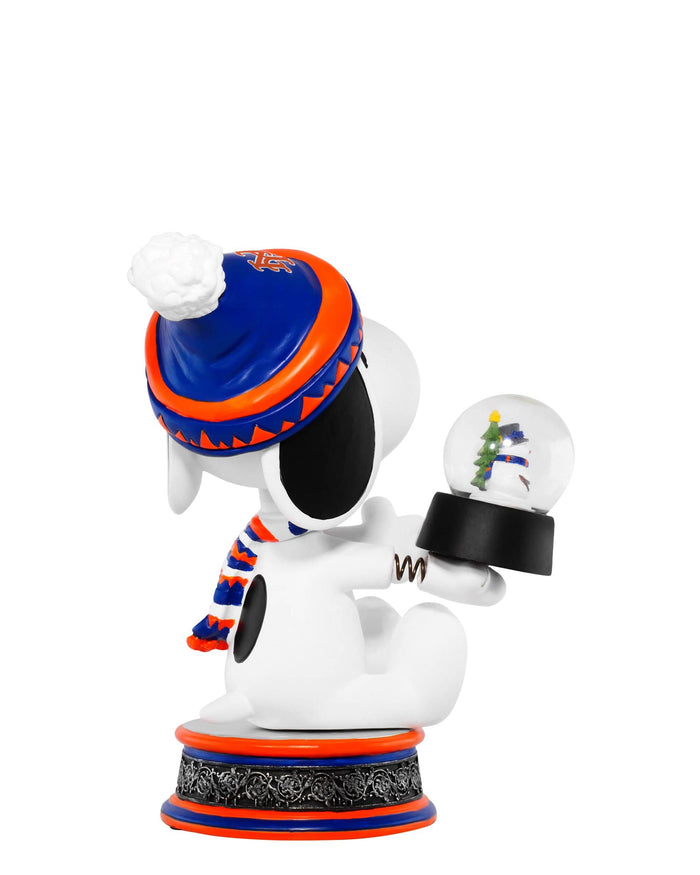 New York Mets Snoopy Peanuts Snow Globe Bobblehead FOCO - FOCO.com