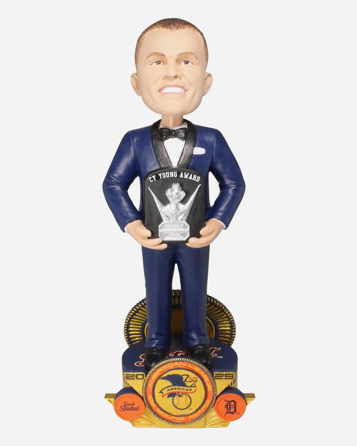 Tarik Skubal Detroit Tigers 2025 AL CY Young Award Suit Bobblehead FOCO - FOCO.com