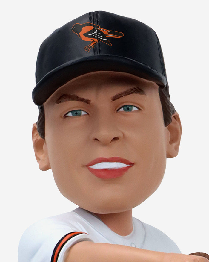 Cal Ripken Jr Baltimore Orioles 1991 Gold Glove Bobblehead FOCO - FOCO.com