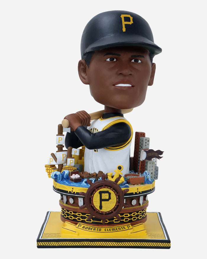 Roberto Clemente Pittsburgh Pirates Bust Bighead Bobblehead FOCO - FOCO.com