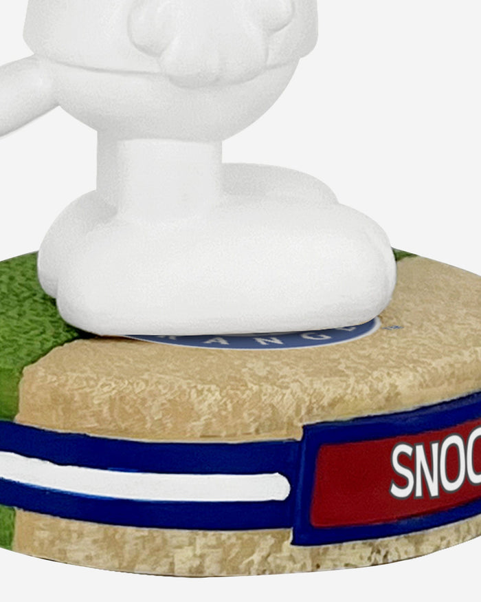 Texas Rangers Snoopy Peanuts Mini Bighead Bobblehead FOCO - FOCO.com
