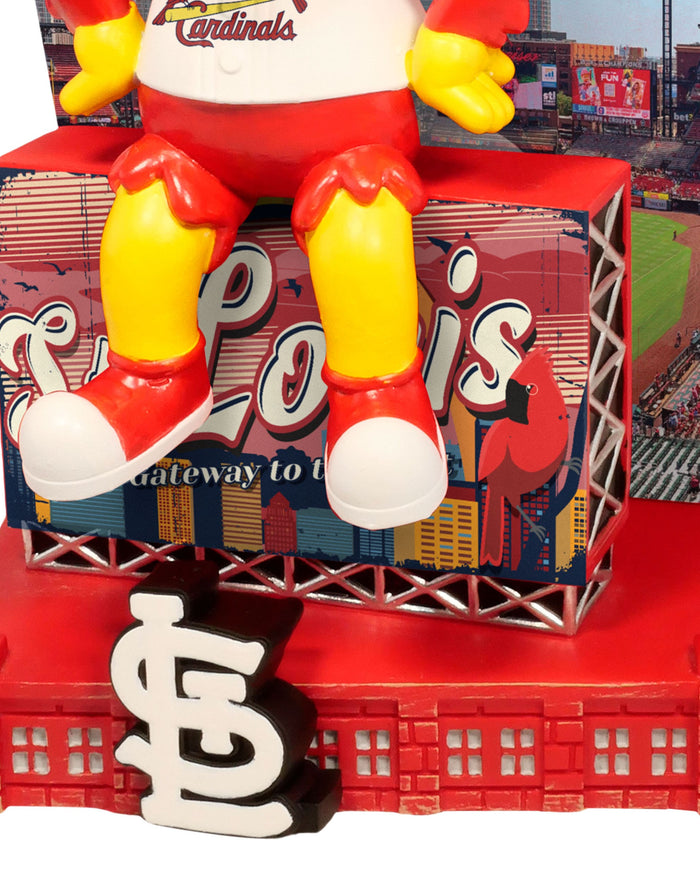 Fredbird St Louis Cardinals Greetings From Mascot Bobblehead