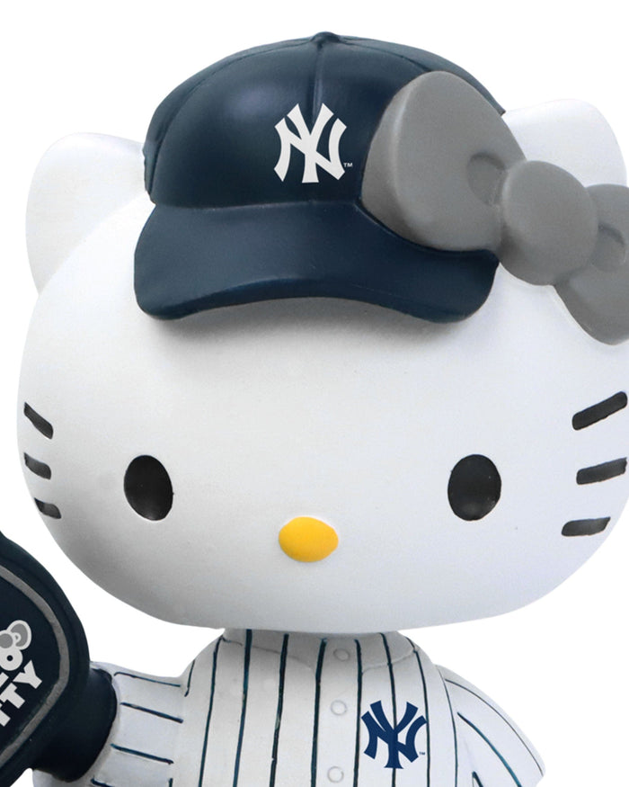 Hello Kitty® New York Yankees Baseball Helmet Bobblehead FOCO - FOCO.com