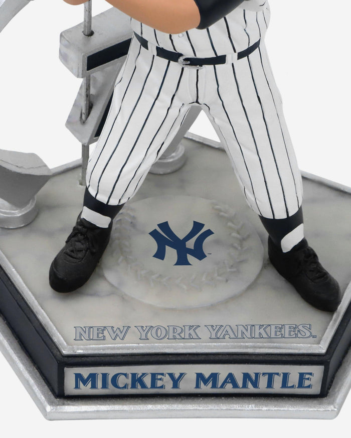 Mickey Mantle New York Yankees Legendary Number 7 Bobblehead FOCO - FOCO.com