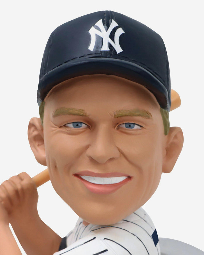 Mickey Mantle New York Yankees Legendary Number 7 Bobblehead FOCO - FOCO.com