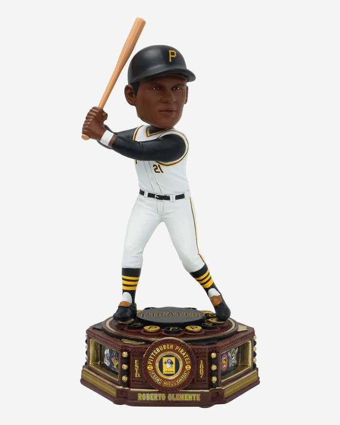 Roberto Clemente Pittsburgh Pirates Patch Collection Bobblehead FOCO - FOCO.com