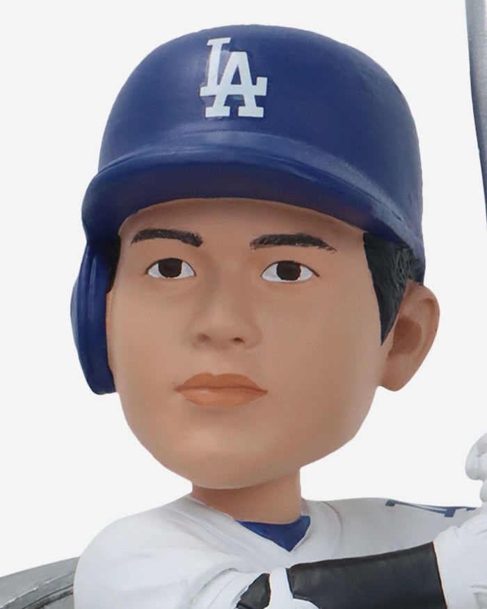 Shohei Ohtani Los Angeles Dodgers 2024 Silver Slugger Bobblehead FOCO - FOCO.com