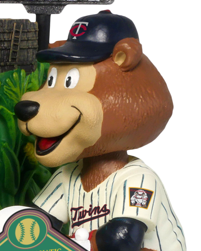Philadelphia Phillies & Minnesota Twins 2026 Dyersville Maybe This is Heaven Mascot Dual Bobblehead FOCO - FOCO.com