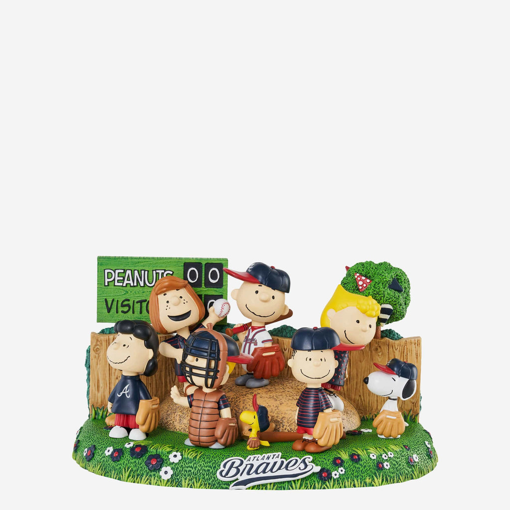 Atlanta Braves Peanuts Gang Baseball Field Mini Bobblehead Scene FOCO - FOCO.com