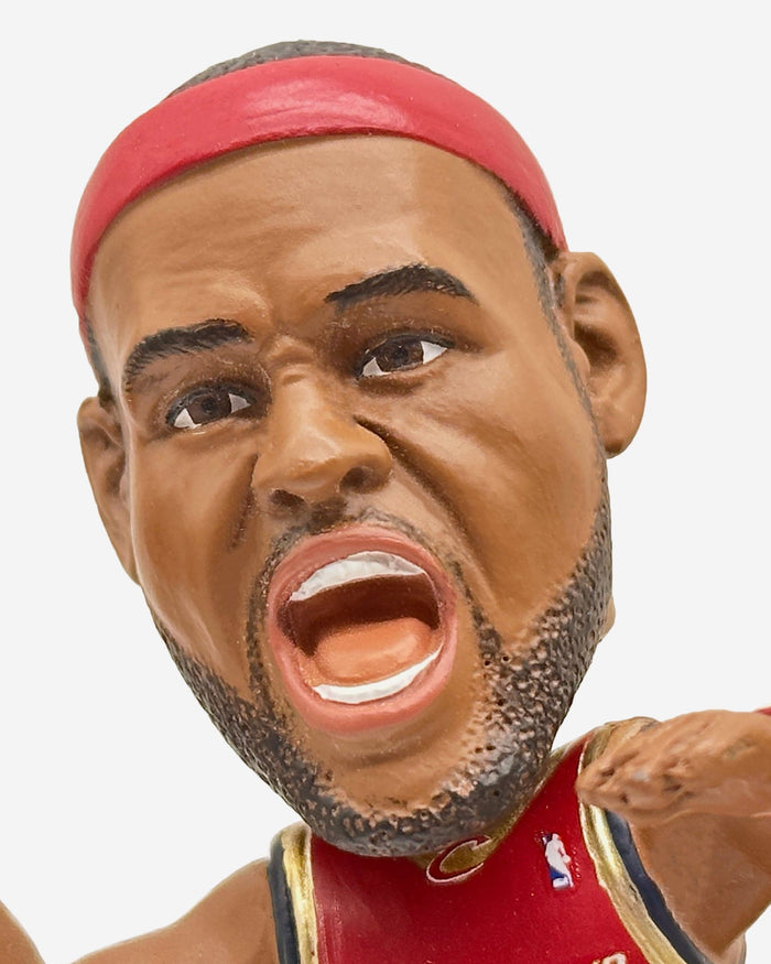 LeBron James Los Angeles Lakers & Cleveland Cavaliers & Miami Heat 40,000 Points Milestone Mini Bobblehead Scene FOCO - FOCO.com