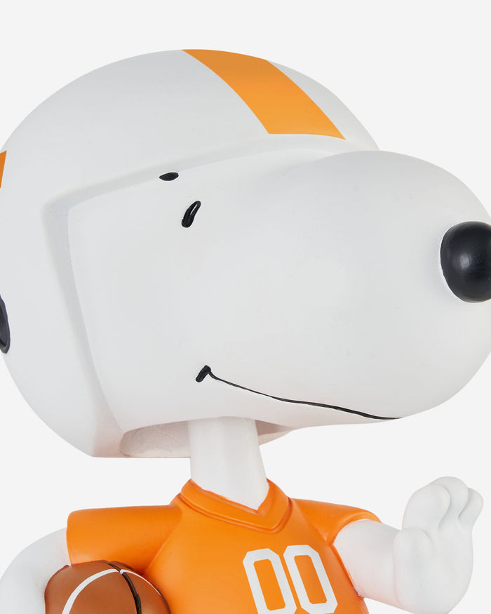 Tennessee Volunteers Snoopy Peanuts Bighead Bobblehead FOCO - FOCO.com