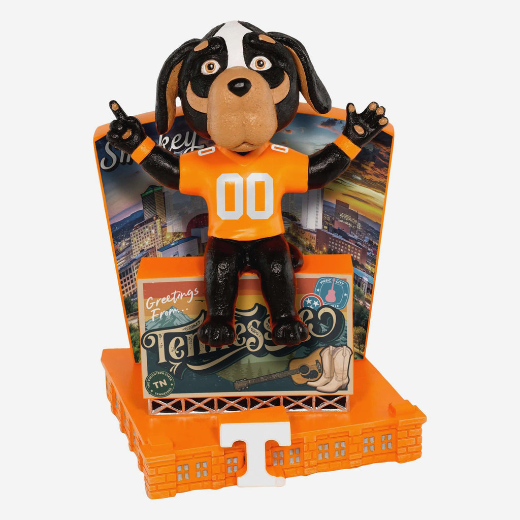 Smokey Tennessee Volunteers Greetings From Mascot Bobblehead FOCO - FOCO.com