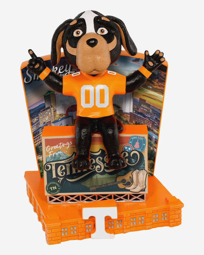Smokey Tennessee Volunteers Greetings From Mascot Bobblehead FOCO - FOCO.com