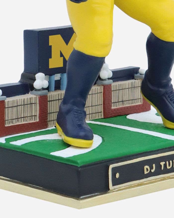 DJ Turner Michigan Wolverines Gates Series Bobblehead FOCO - FOCO.com