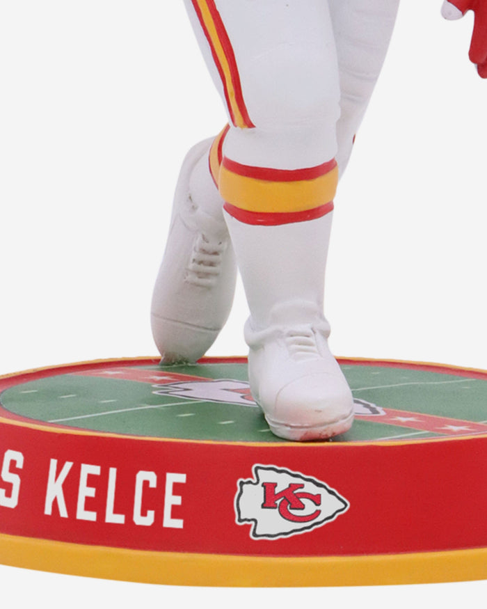 Travis Kelce Kansas City Chiefs Field Stripe Bighead Bobblehead FOCO - FOCO.com