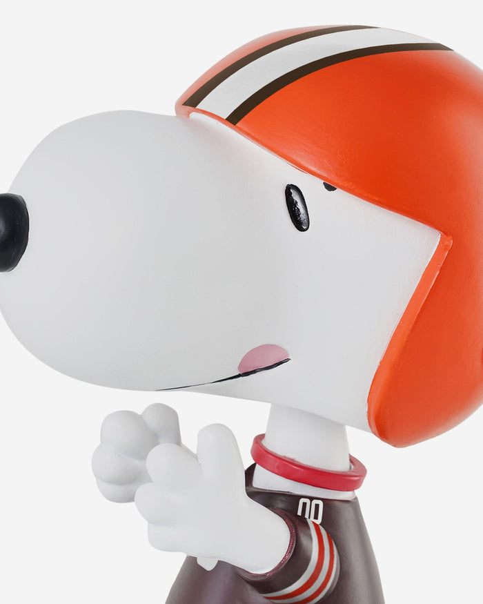 Cleveland Browns Snoopy Peanuts Bighead Bobblehead FOCO - FOCO.com