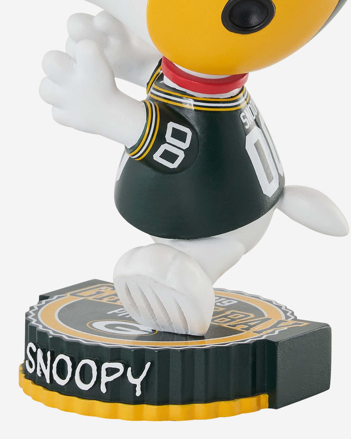 Green Bay Packers Snoopy Peanuts Bighead Bobblehead FOCO - FOCO.com