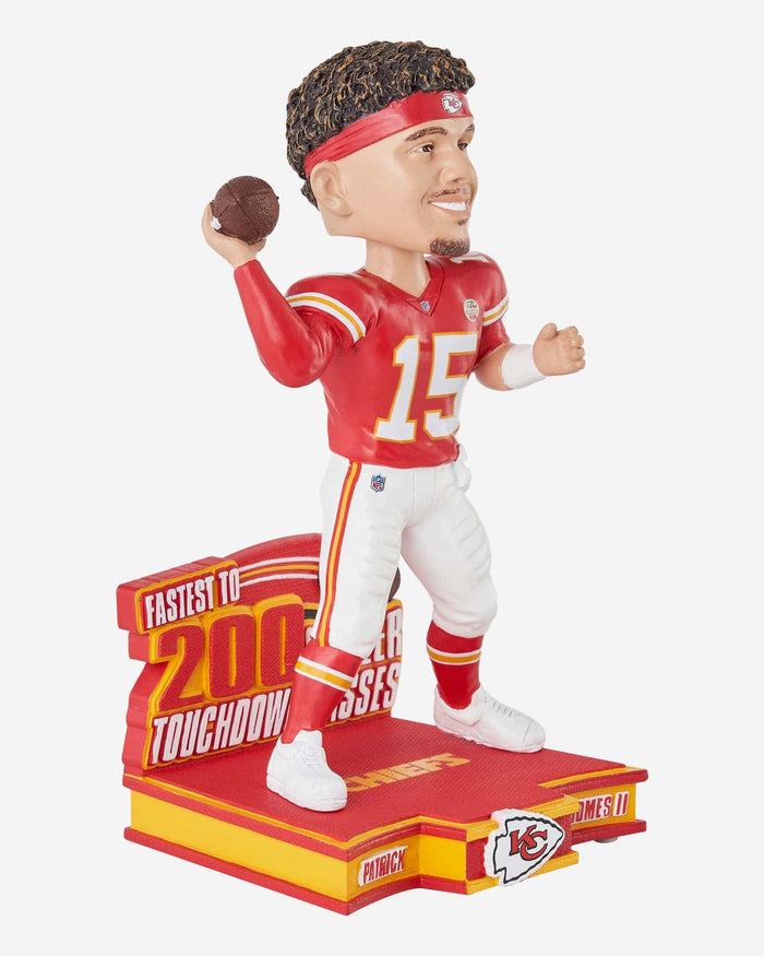 Patrick Mahomes Kansas City Chiefs Fastest To 200 Career Touchdowns Bobblehead FOCO - FOCO.com