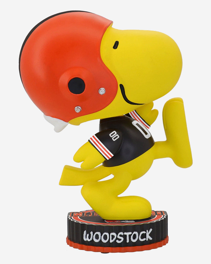 Cleveland Browns Woodstock Peanuts Bighead Bobblehead FOCO - FOCO.com