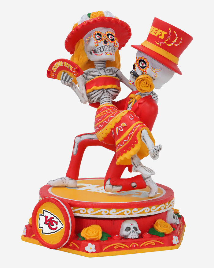 Kansas City Chiefs Calavera Couple Dual Spinner Bobblehead FOCO - FOCO.com