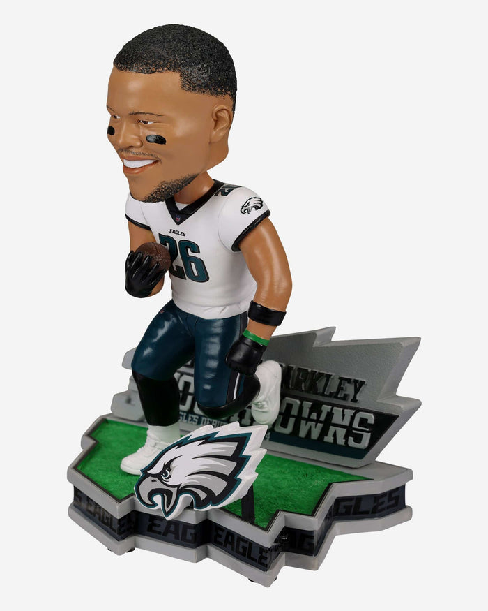 Saquon Barkley Philadelphia Eagles Debut Gamebreaker Bobblehead FOCO - FOCO.com