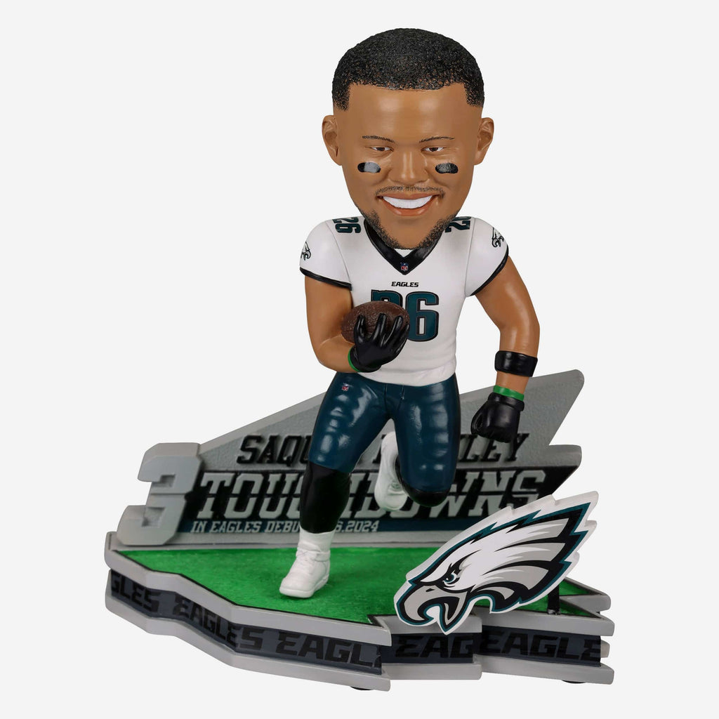 Saquon Barkley Philadelphia Eagles Debut Gamebreaker Bobblehead FOCO - FOCO.com