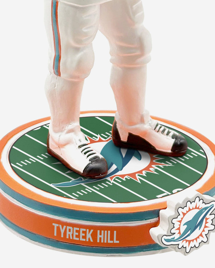 Tyreek Hill Miami Dolphins Bobble Dubblz Bobblehead FOCO - FOCO.com