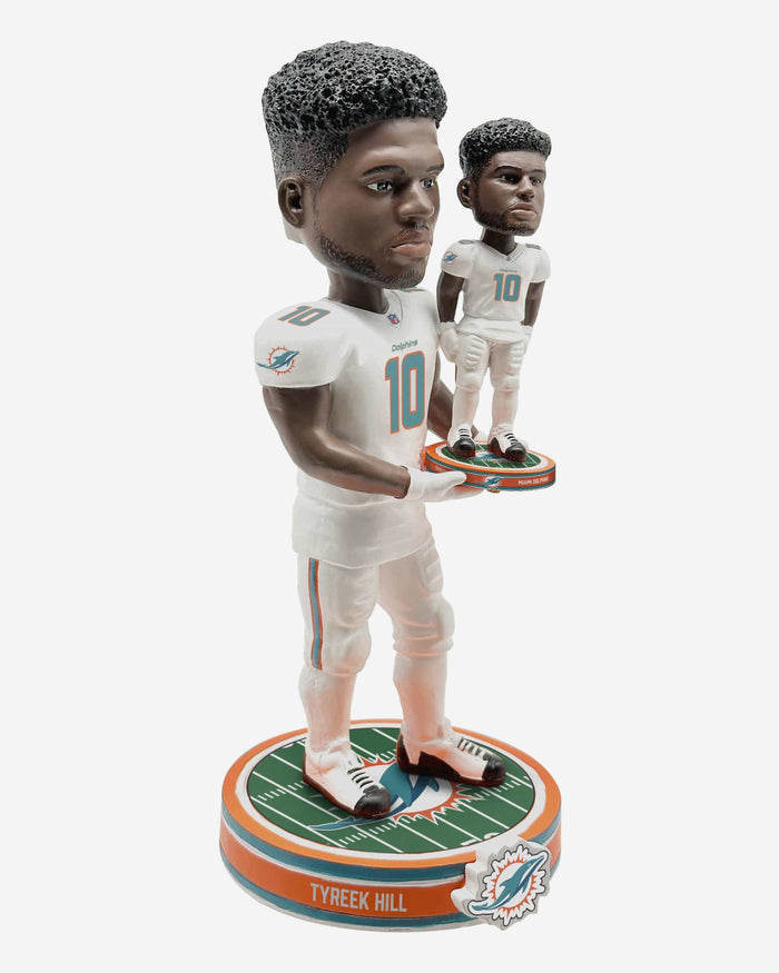 Tyreek Hill Miami Dolphins Bobble Dubblz Bobblehead FOCO - FOCO.com