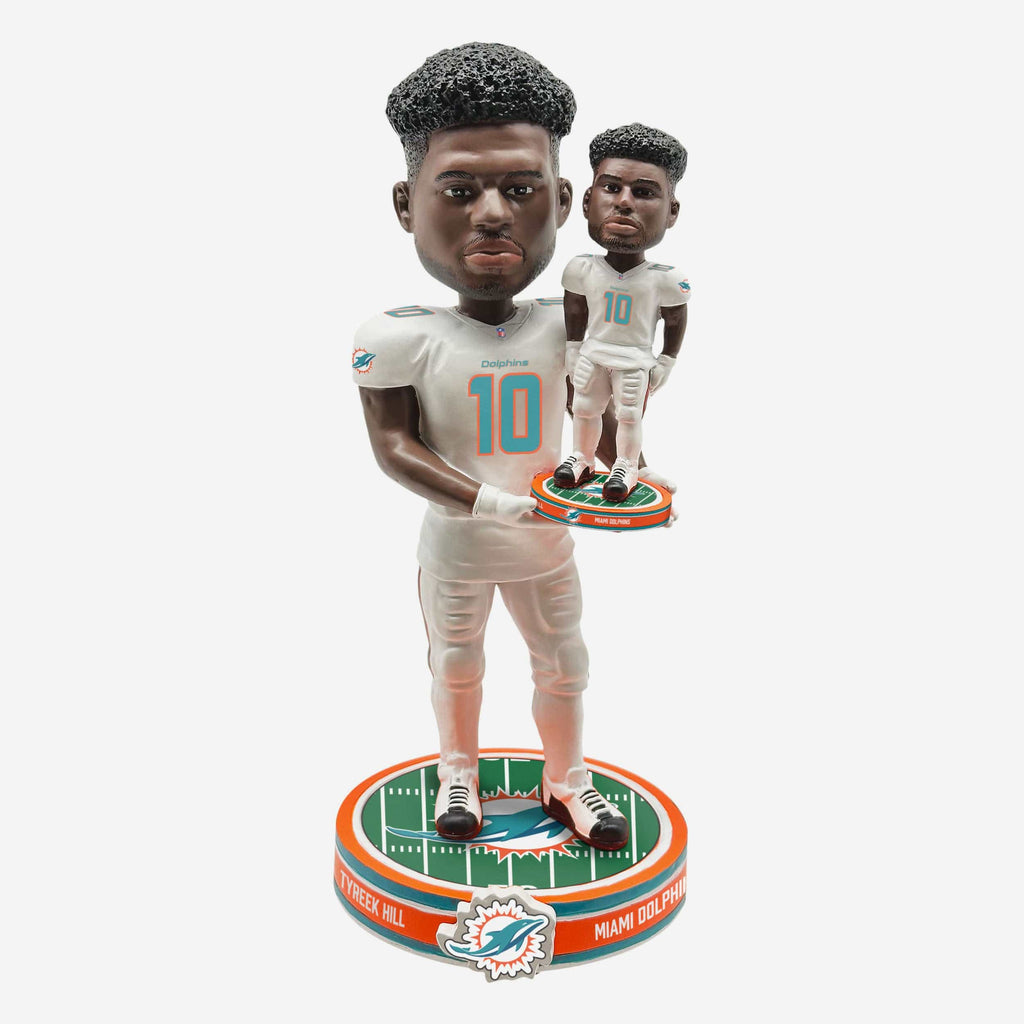 Tyreek Hill Miami Dolphins Bobble Dubblz Bobblehead FOCO - FOCO.com